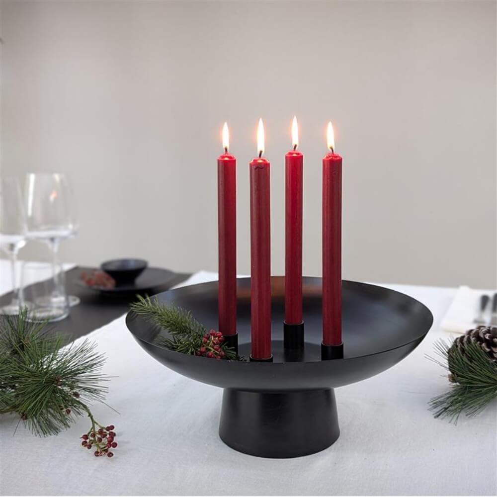 Schwarzer Adventskranz